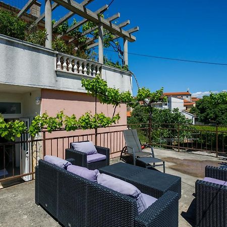 Oliva Apartment Vrbnik  Exterior photo